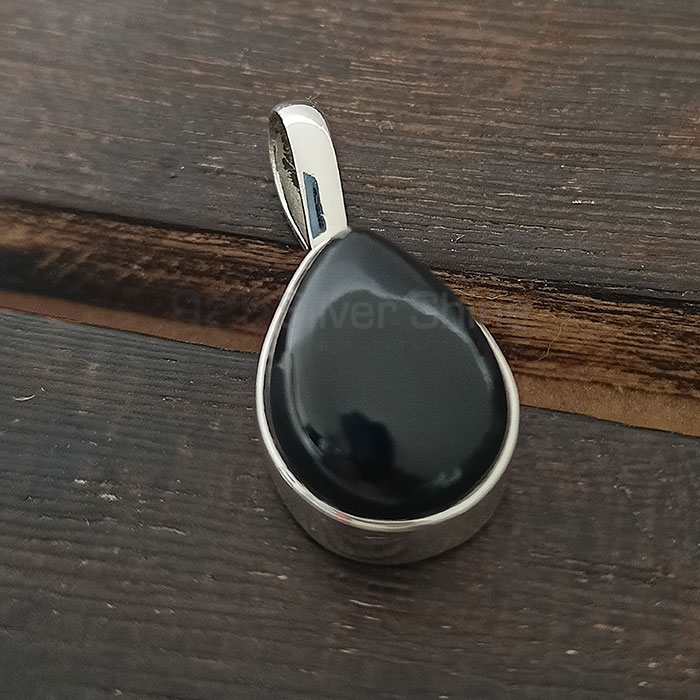 Natural Black Onyx Gemstone Pendant In Sterling Silver 925NSP07