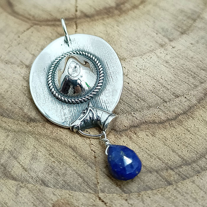 Sterling Silver Horse With Cap Design Pendant In Lapis Drop Beads 925NSP23_1
