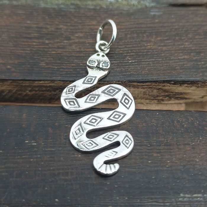 Sterling Silver Snake Pendant In CZ Gemstone 925NSP04